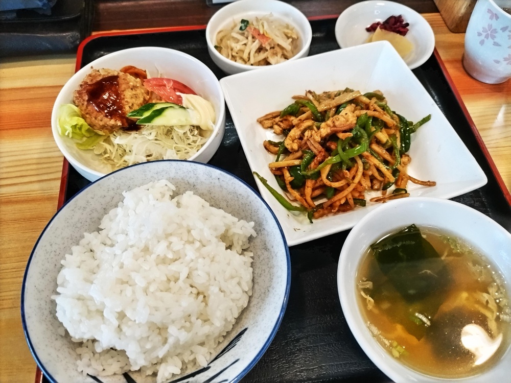 「中華料理 翔」の日替わり定食