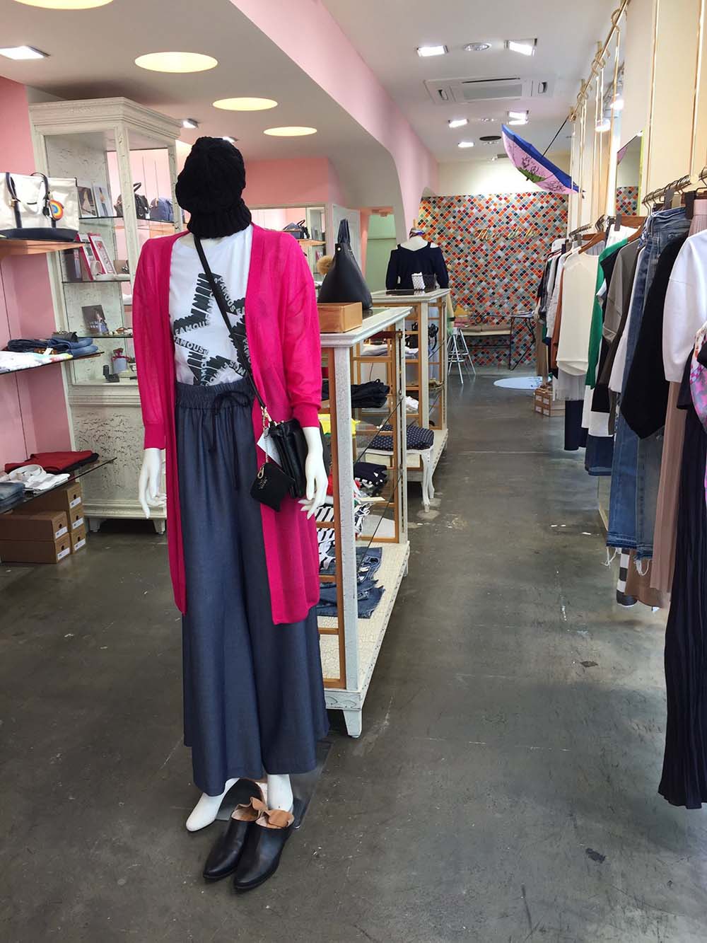 ファッション ヨーロピアンな雰囲気にショッピングが楽しくなる 大人カジュアルなセレクトshop いいじ金沢