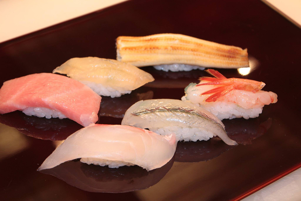 寿司 石引 千取寿し 初めてでも肩肘張らない馴染みやすさが魅力 いいじ金沢
