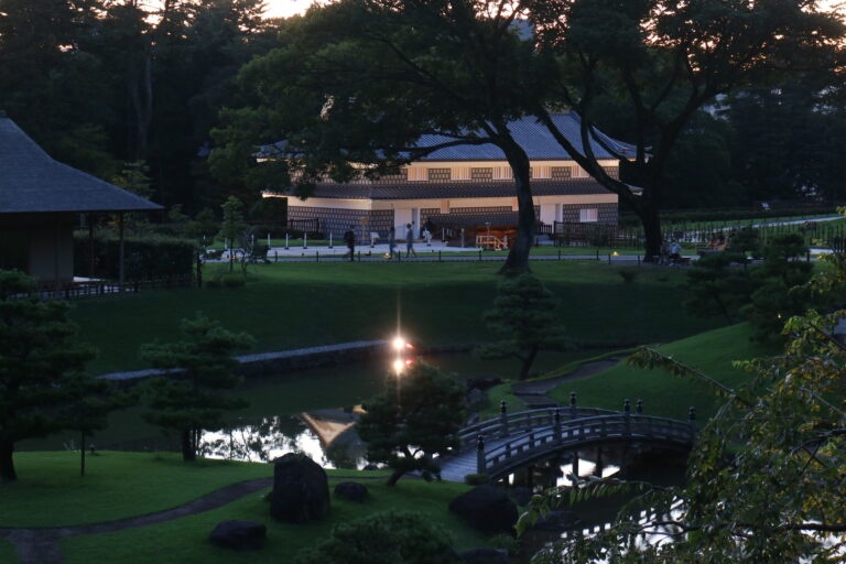 玉泉院丸庭園